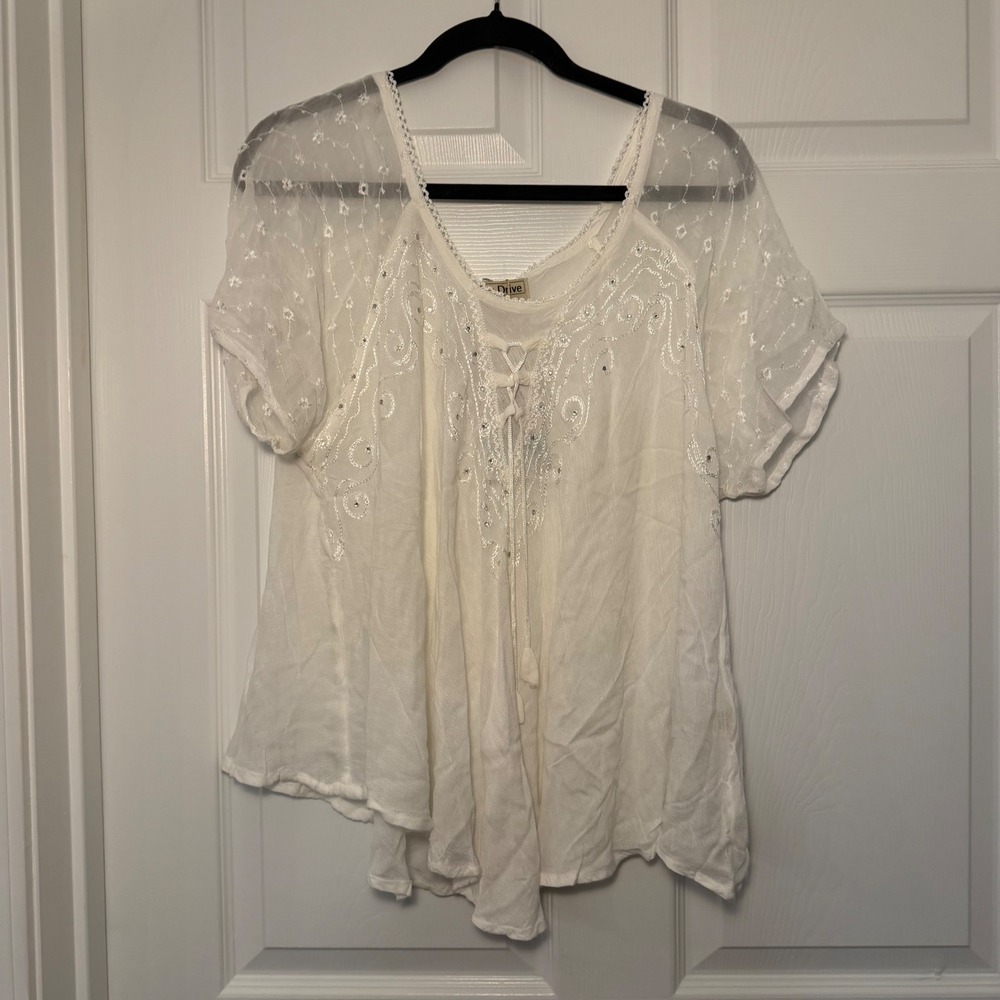 Shore Drive Boho Embroidered Blouse White Medium Lace Up Festival Summer Casual